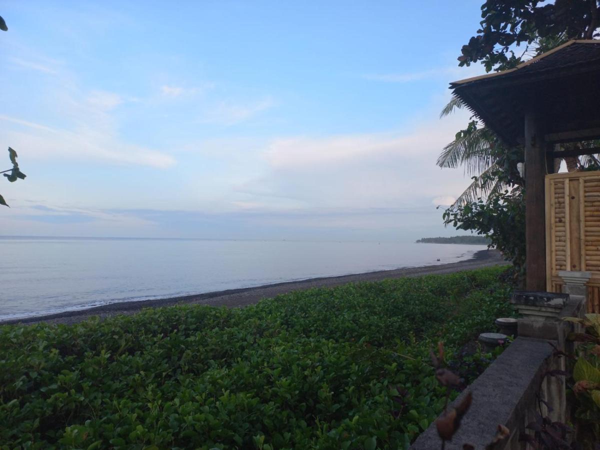 تِيانيا Bali North Beach B&B المظهر الخارجي الصورة