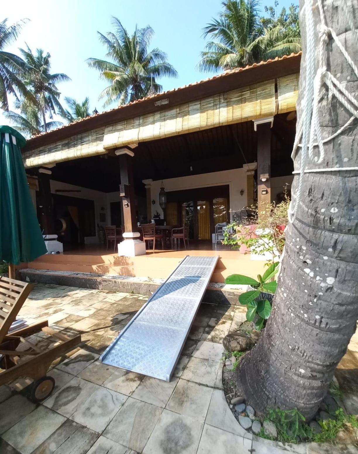 تِيانيا Bali North Beach B&B المظهر الخارجي الصورة