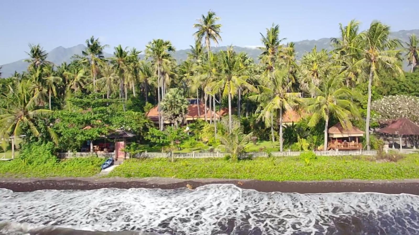 تِيانيا Bali North Beach B&B المظهر الخارجي الصورة