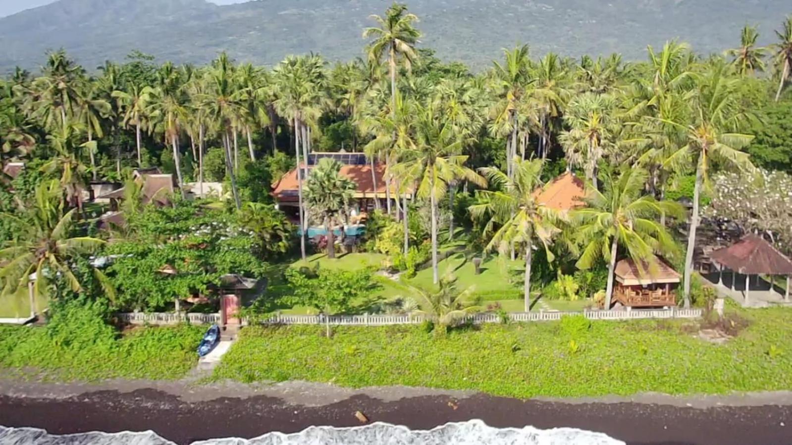 تِيانيا Bali North Beach B&B المظهر الخارجي الصورة