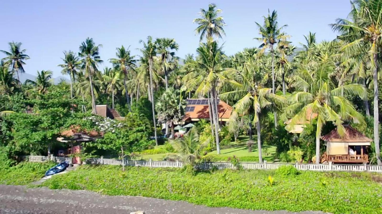 تِيانيا Bali North Beach B&B المظهر الخارجي الصورة