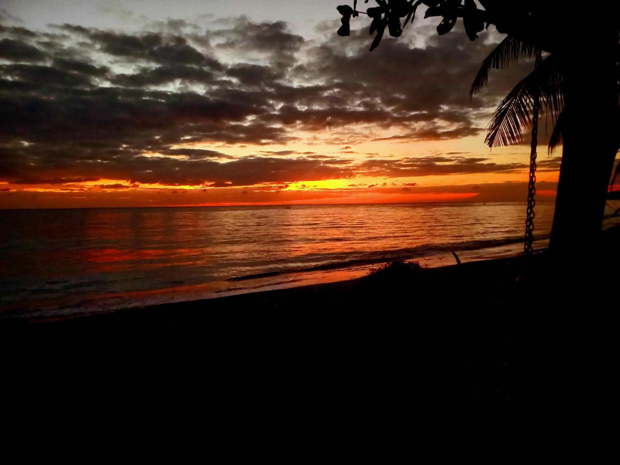 تِيانيا Bali North Beach B&B المظهر الخارجي الصورة